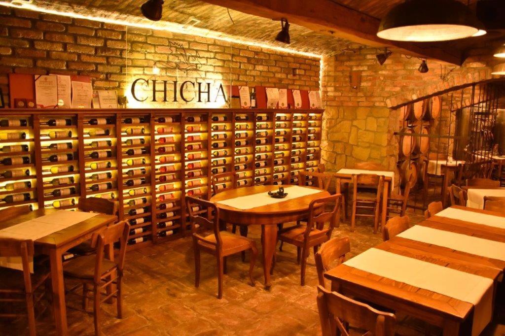 Garni Hotel Chicha - Winery Skrbic Belgrad Exteriör bild