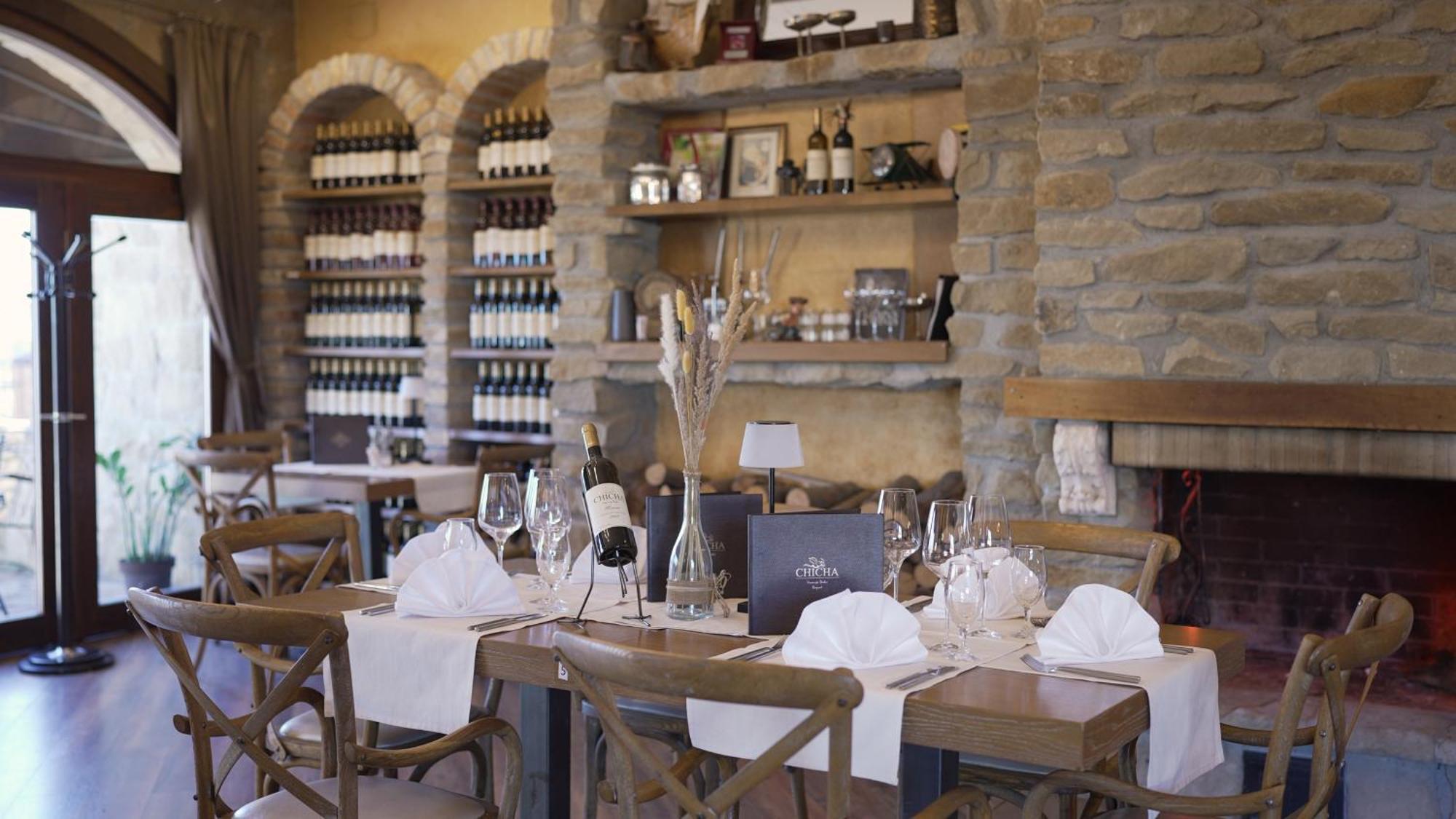 Garni Hotel Chicha - Winery Skrbic Belgrad Exteriör bild