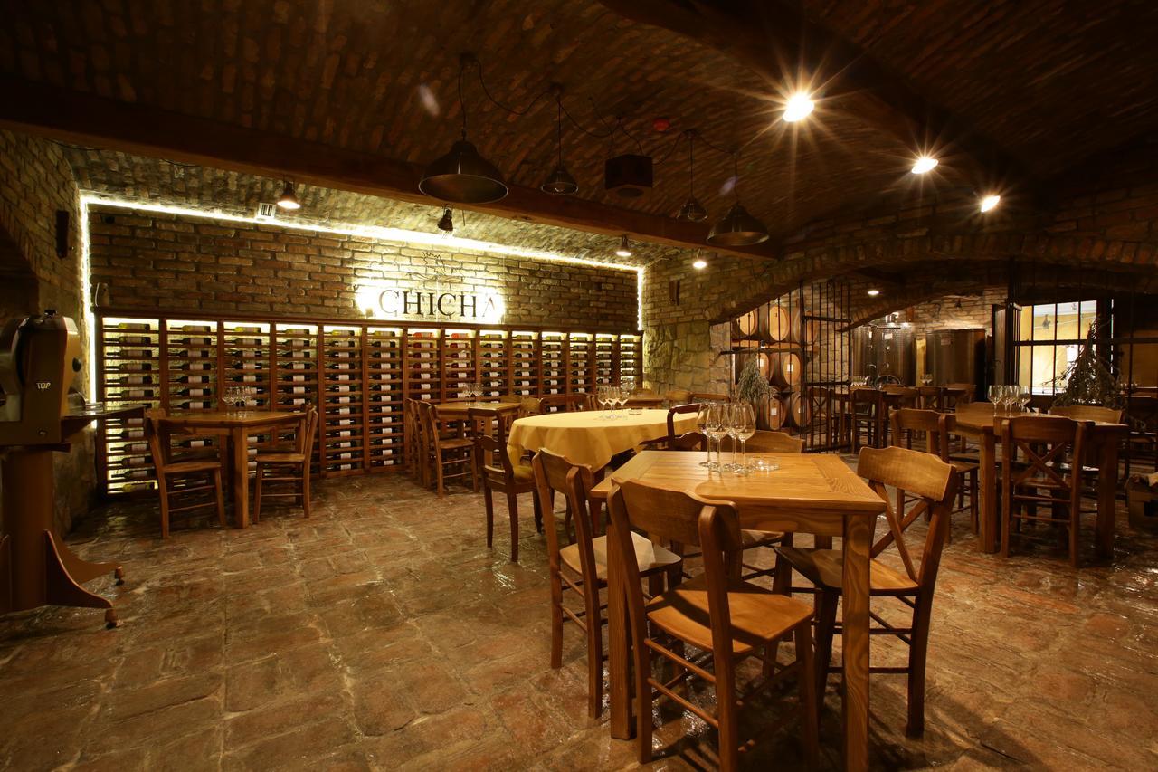 Garni Hotel Chicha - Winery Skrbic Belgrad Exteriör bild